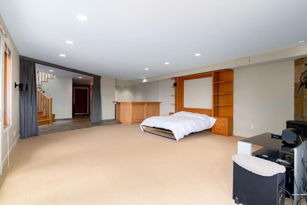 Season Premiere Winery-Bed & Breakfast In Vineyard อับบอทส์ฟอร์ด ภายนอก รูปภาพ