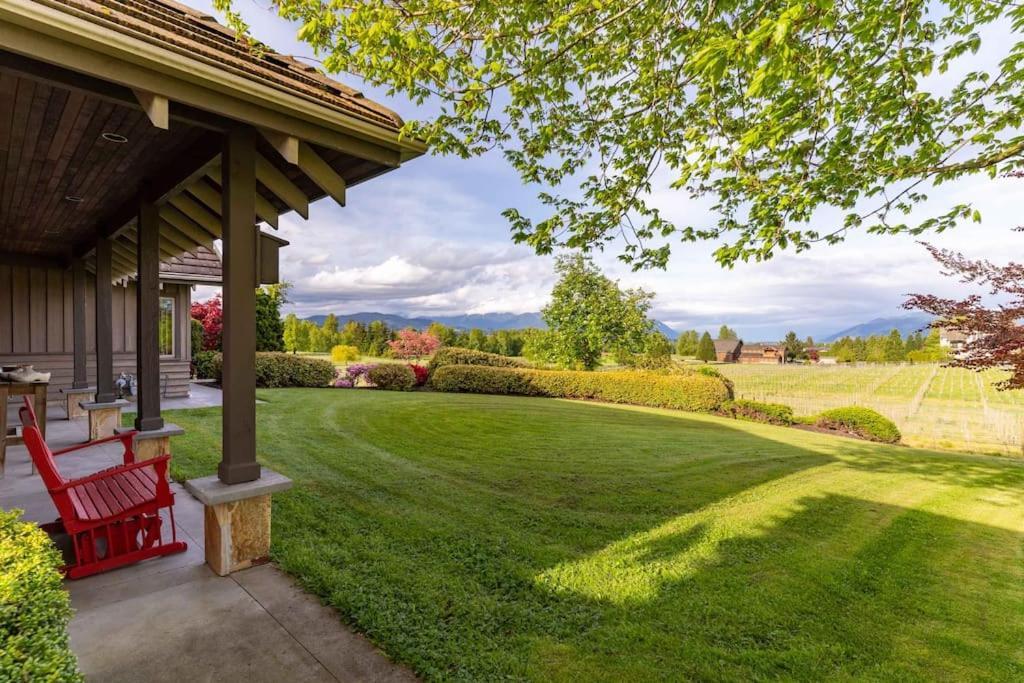Season Premiere Winery-Bed & Breakfast In Vineyard อับบอทส์ฟอร์ด ภายนอก รูปภาพ